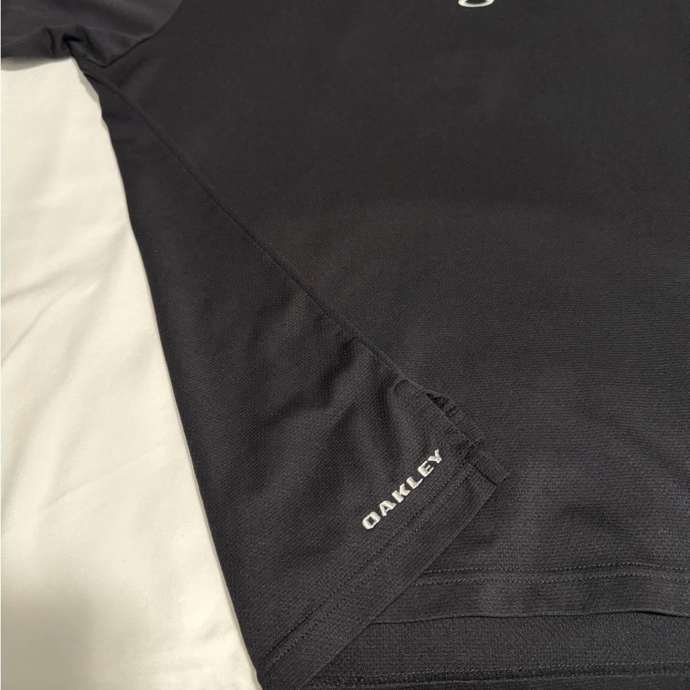 Oakley Men's Black Polo Shirt - Picture 5 of 6